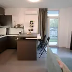 #minehouse